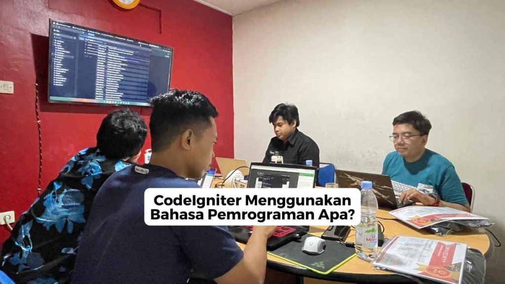 CodeIgniter Menggunakan Bahasa Pemrograman Apa
