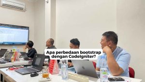 Apa perbedaan bootstrap dengan CodeIgniter